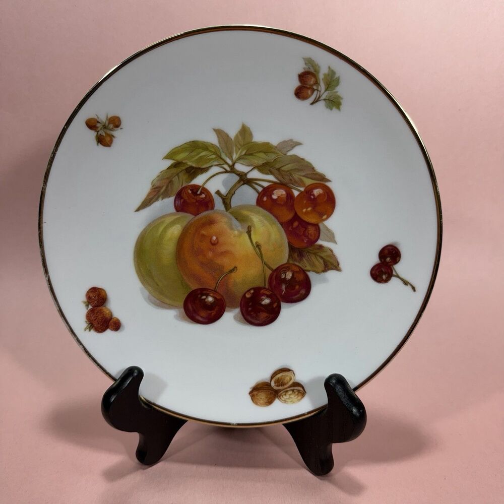 Vintage Peaches & Grapes 7¾" Salad Fruit Plate Mitterteich Bavaria Germany